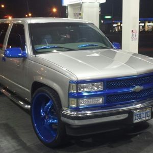 Meet your Posher, Howard